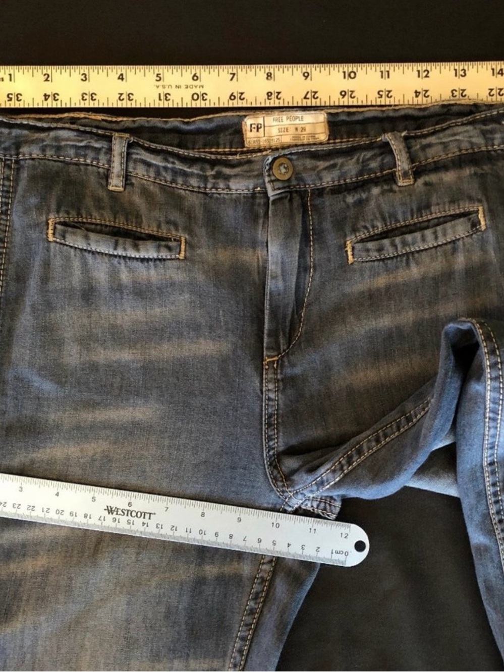 Free People Extreme Bell Bottom Jeans Size 29 - Picture 6 of 12